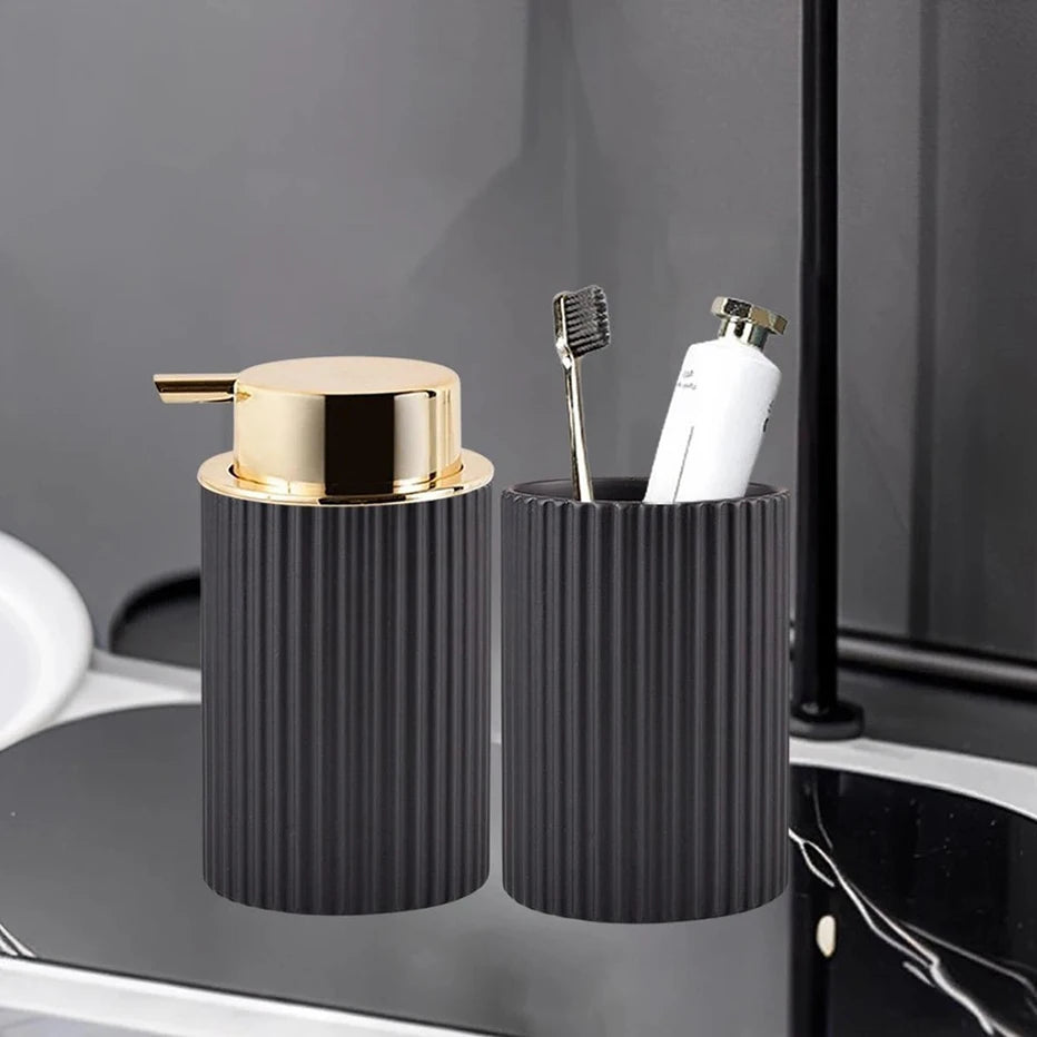 Farmhouse Foam Soap Dispenser Set