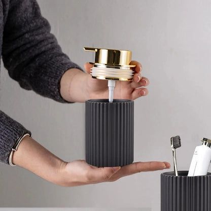 Farmhouse Foam Soap Dispenser Set