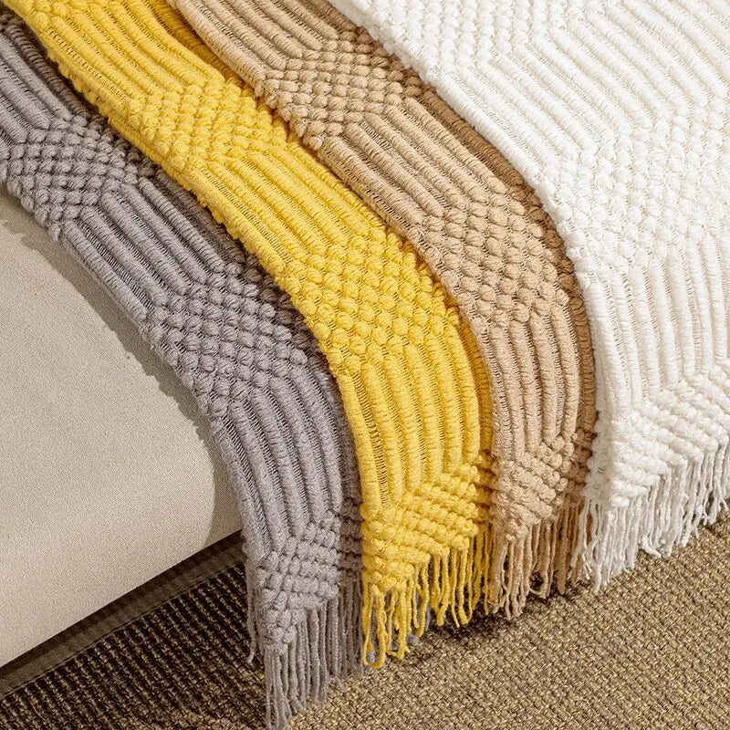 Chunky Knit Tassel Throw Blanket