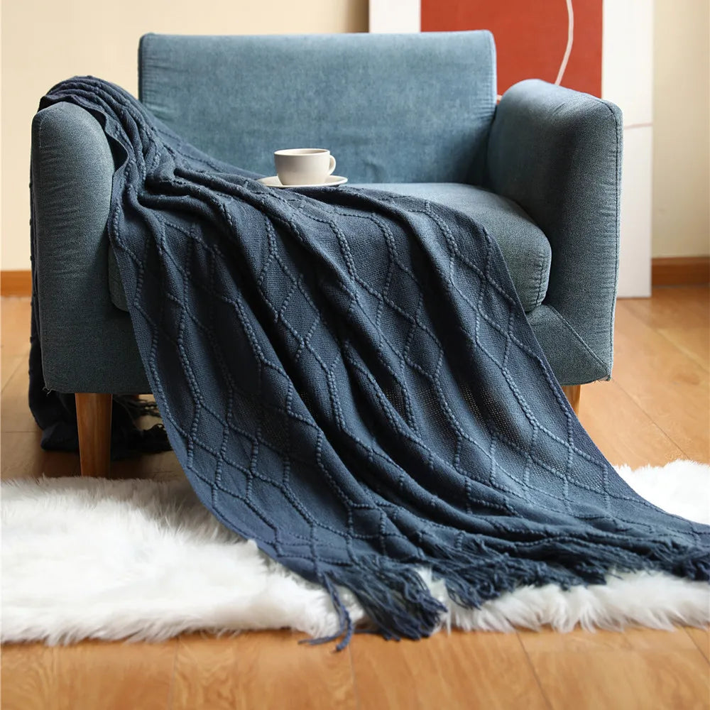 Chunky Knit Tassel Throw Blanket