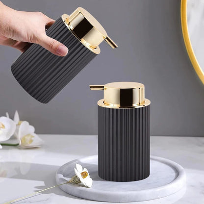 Farmhouse Foam Soap Dispenser Set